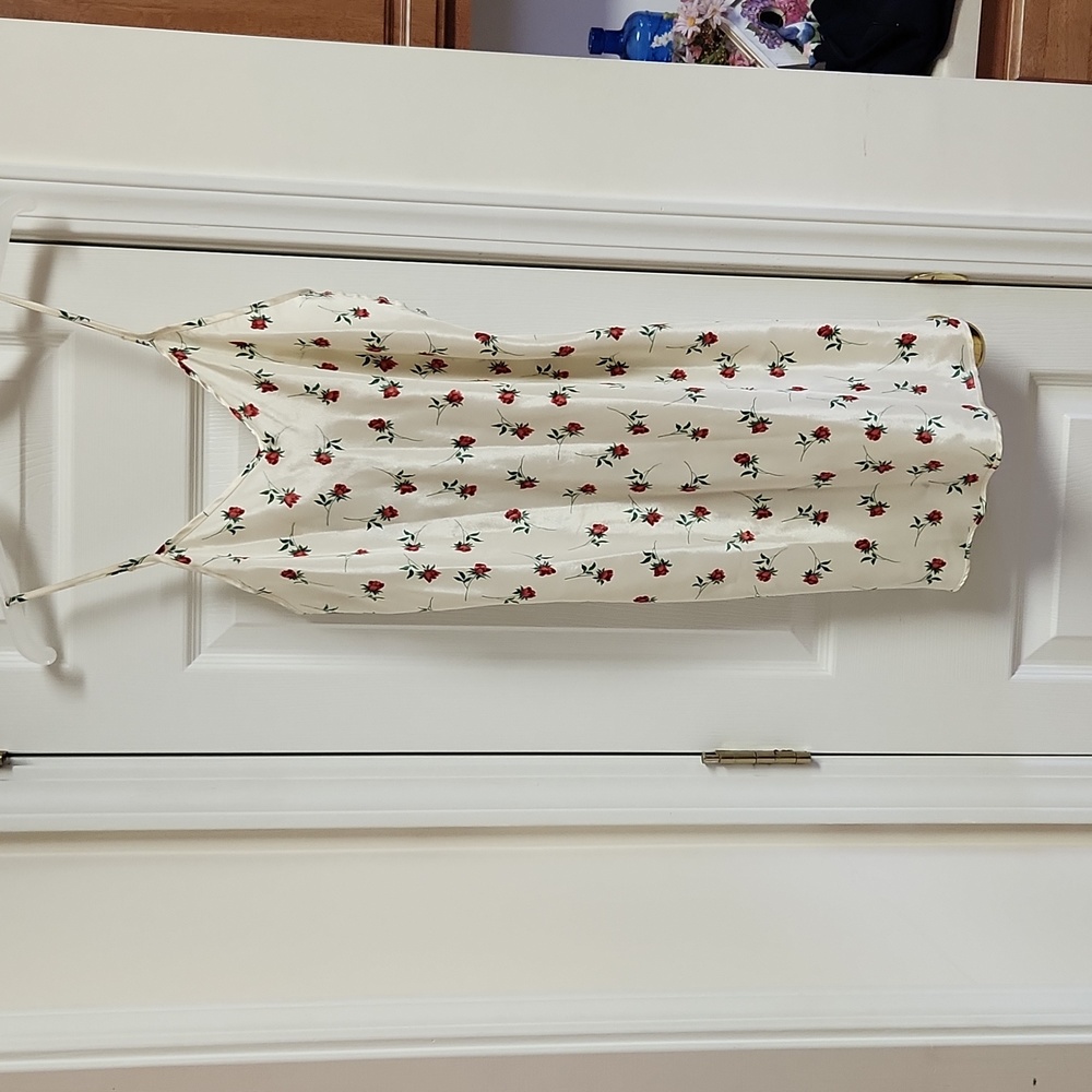 Satin nightgown with matching bag